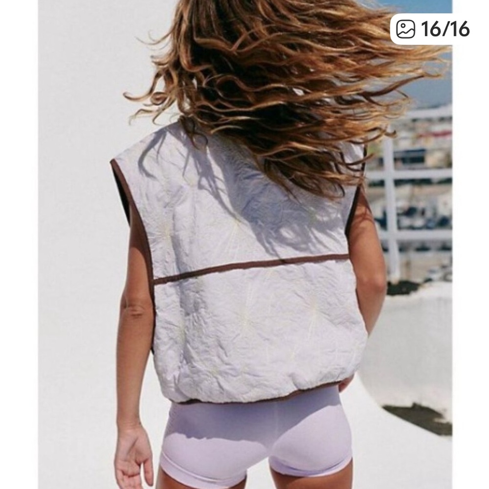 Free People Kacie Reversible White and Brown Vest size small 🆕 - Picture 3 of 13
